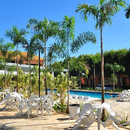 Apartamento Cd Diroma Fiori Caldas Novas Exterior foto