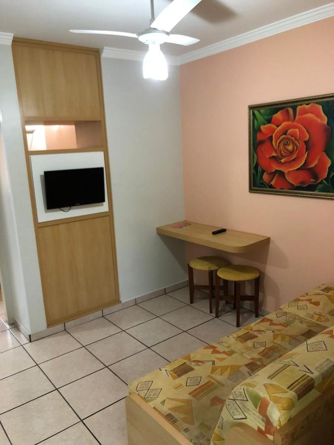 Apartamento Cd Diroma Fiori Caldas Novas Exterior foto