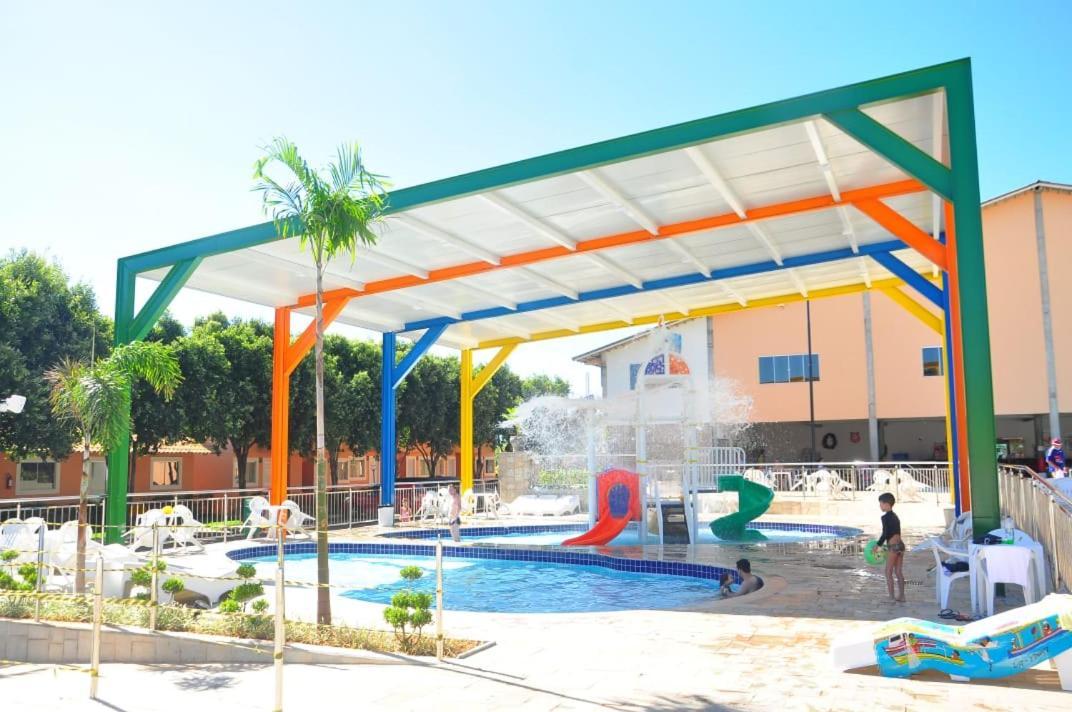 Apartamento Cd Diroma Fiori Caldas Novas Exterior foto